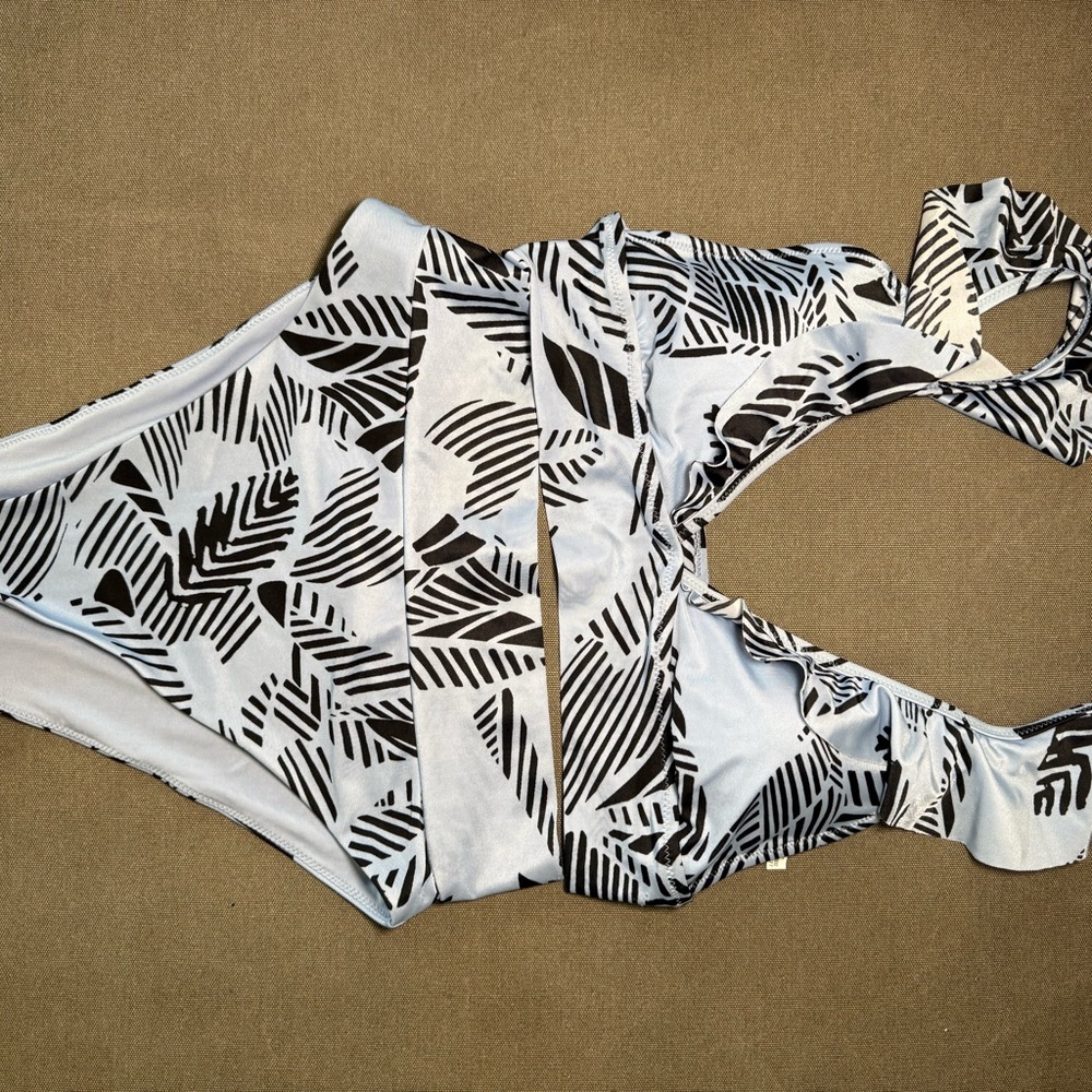 Medium aerie bikini